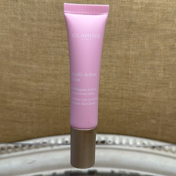 Clarins | Multi-Active Instant Eye Reviver 15ml / 0.5 oz. - Picture 6 of 7